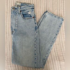 Abercrombie & Fitch Ankle Straight Jeans
